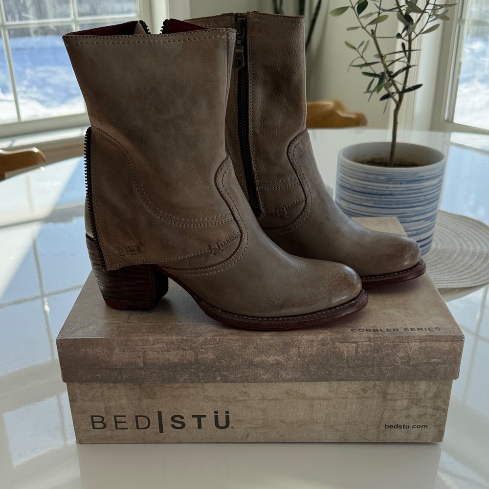 BED|STU Women's Brown Leather Ankle Boots